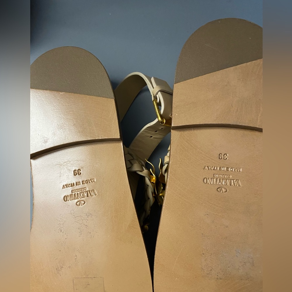 VALENTINO SANDALS - Picture 11 of 12